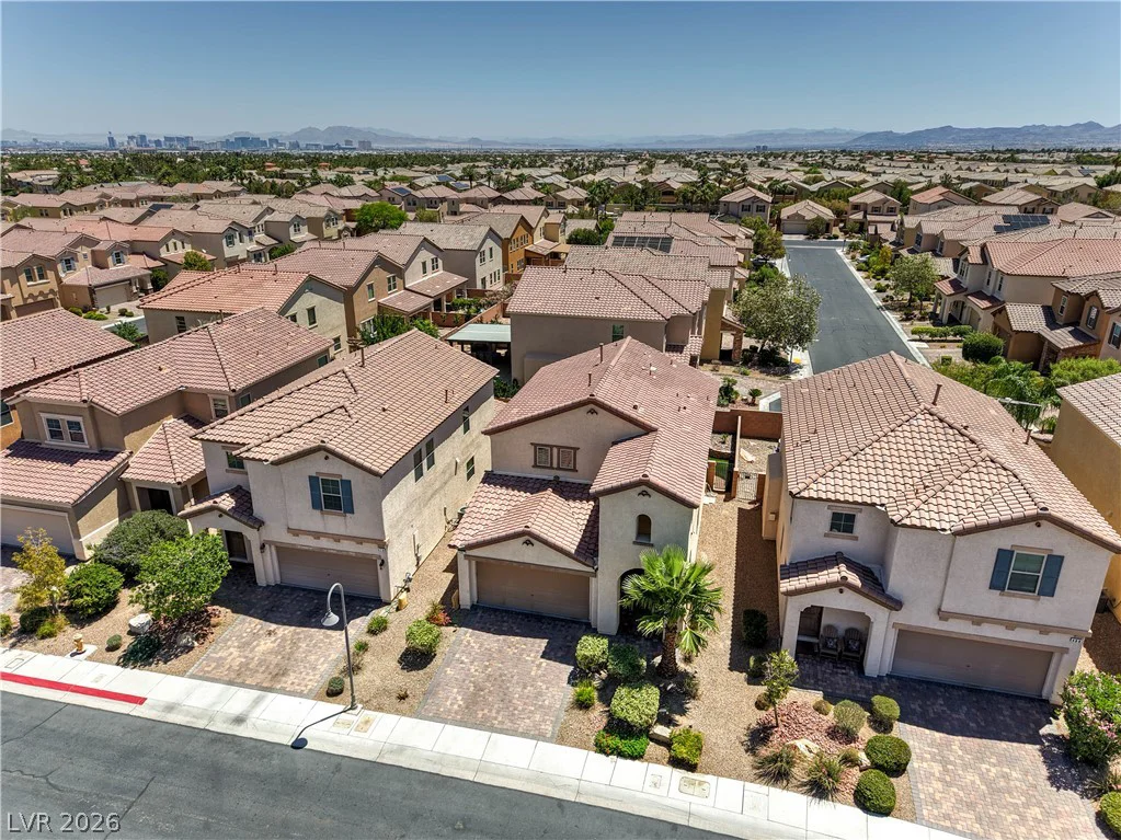 482 Eagle Glen, Las Vegas, NV 89148