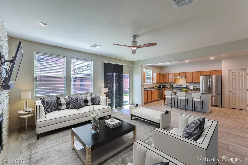 482 Eagle Glen, Las Vegas, NV 89148