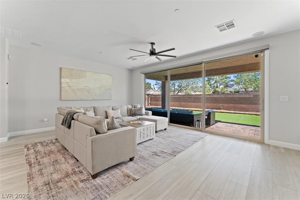 1061 Barby Springs, Henderson, NV 89014