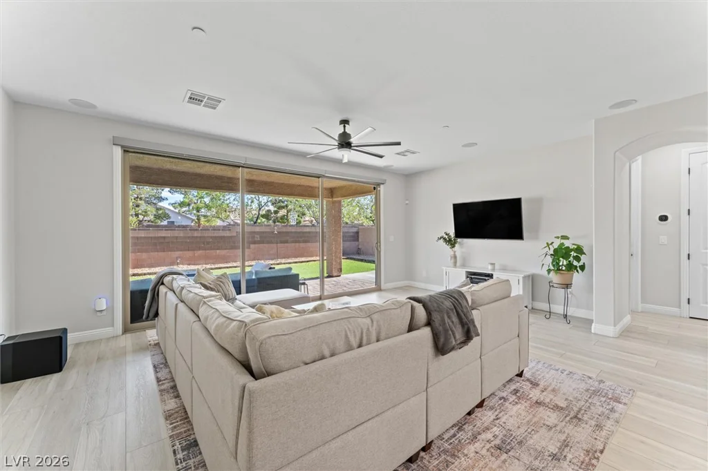 1061 Barby Springs, Henderson, NV 89014