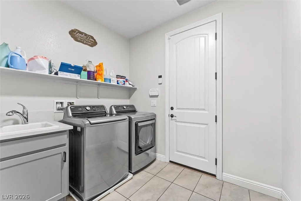 1061 Barby Springs, Henderson, NV 89014