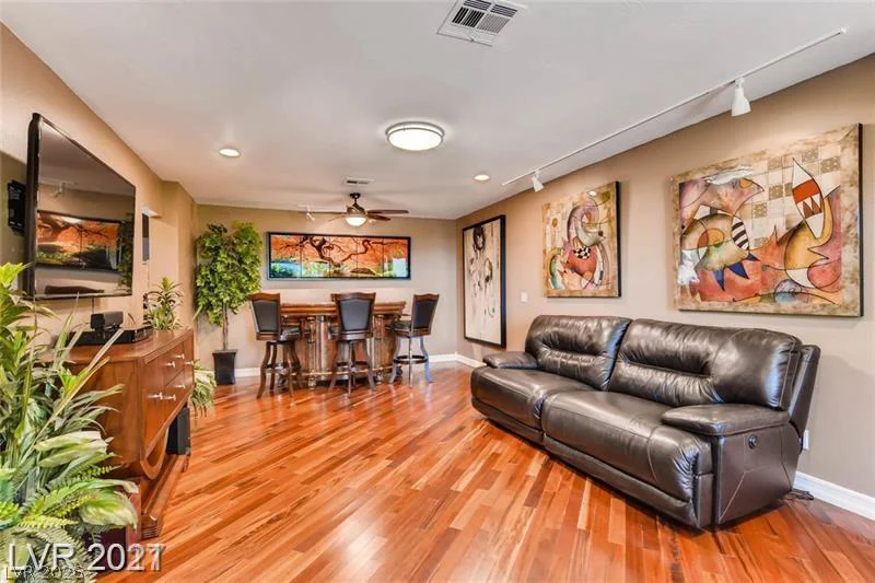 121 Mulberry, Henderson, NV 89015