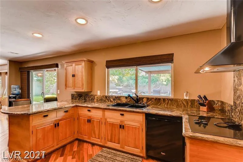 121 Mulberry, Henderson, NV 89015