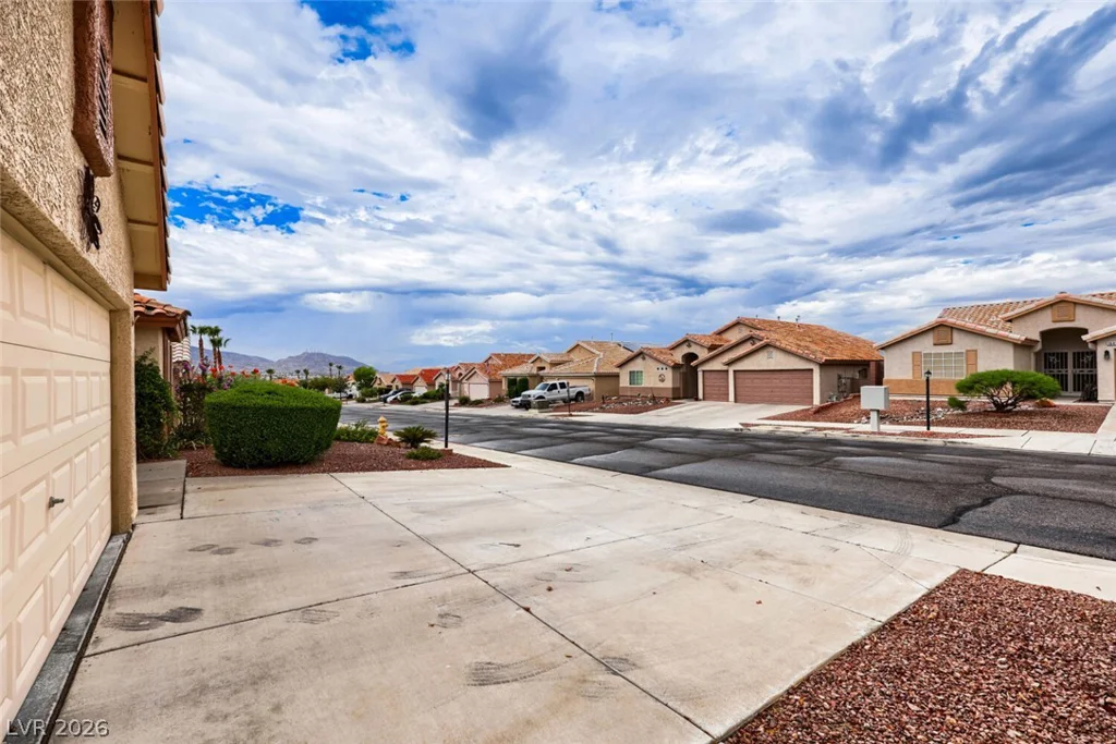 1647 Silver Slipper, Henderson, NV 89002