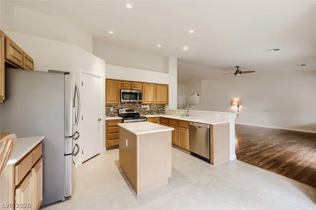 1647 Silver Slipper, Henderson, NV 89002