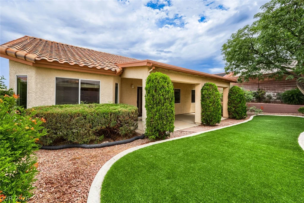1647 Silver Slipper, Henderson, NV 89002