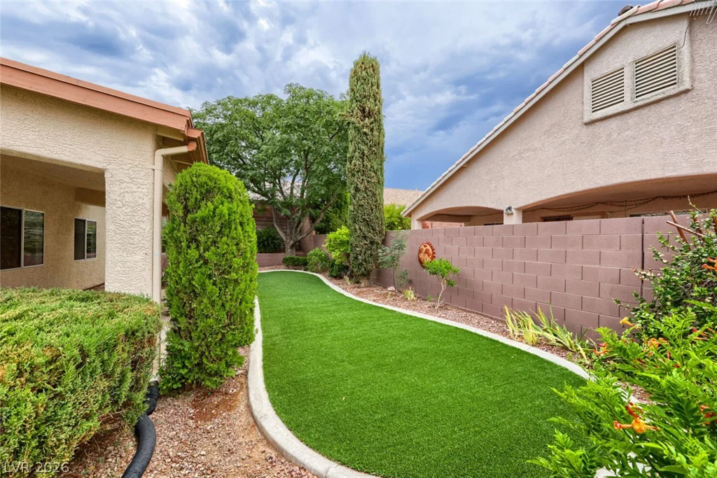1647 Silver Slipper, Henderson, NV 89002
