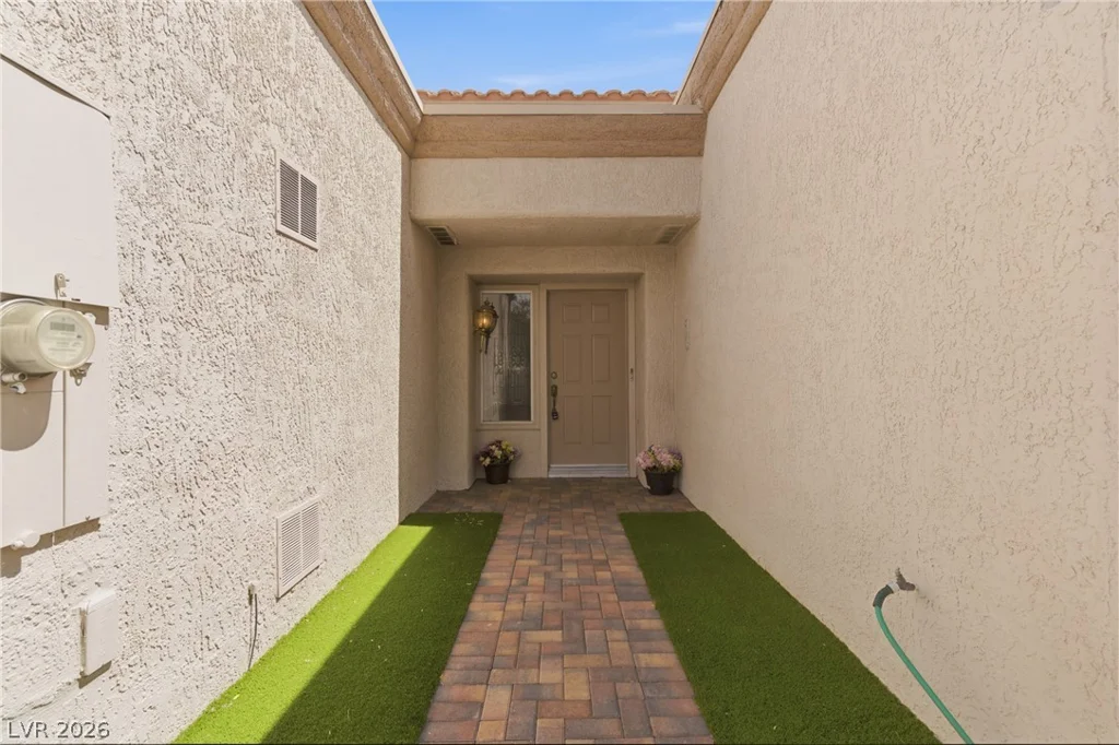 9024 Sundial, Las Vegas, NV 89134