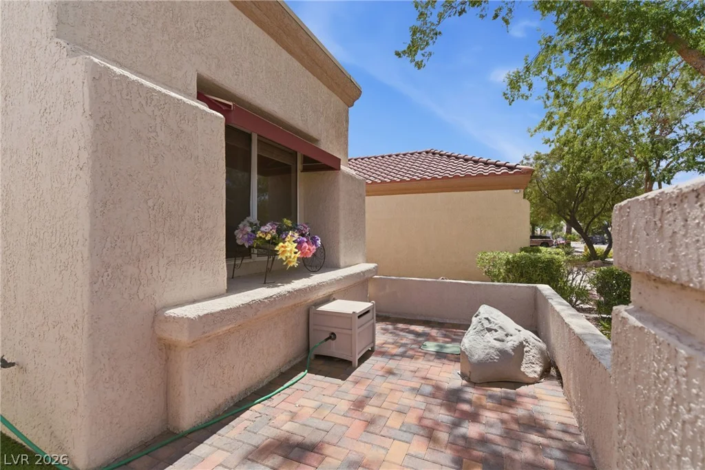 9024 Sundial, Las Vegas, NV 89134