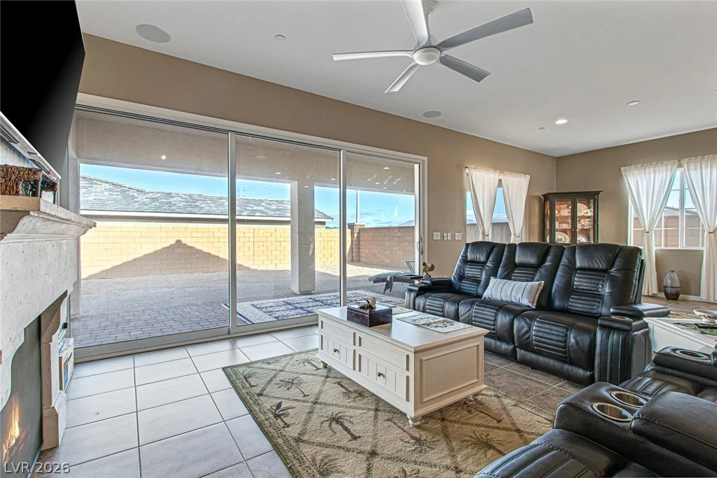 10930 Krista Leigh, Las Vegas, NV 89166