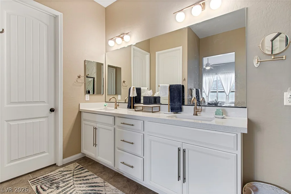 10930 Krista Leigh, Las Vegas, NV 89166