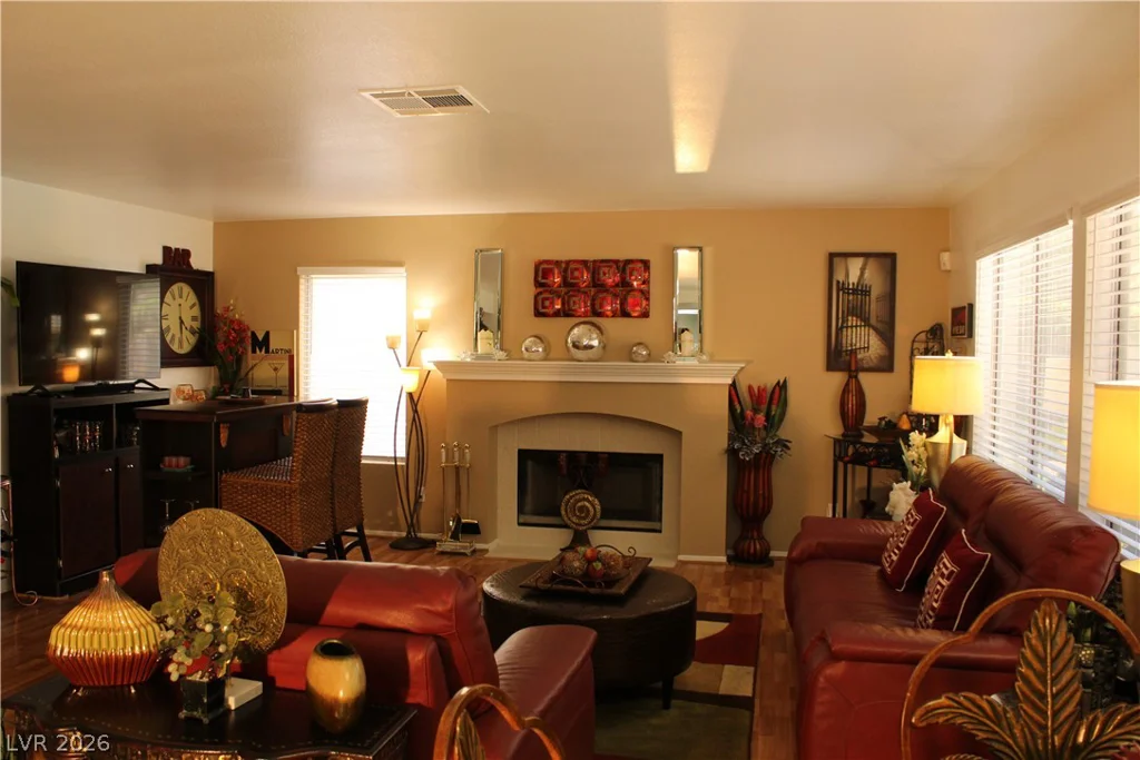 824 Red Hollow, North Las Vegas, NV 89031