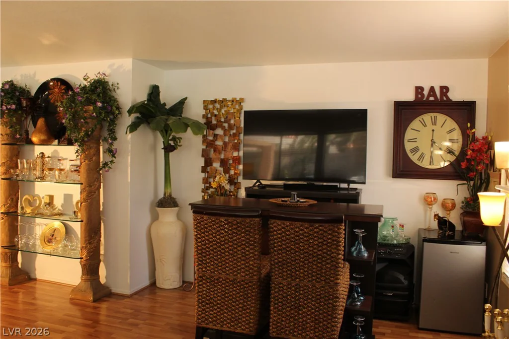824 Red Hollow, North Las Vegas, NV 89031