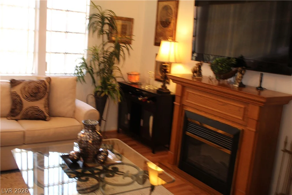 824 Red Hollow, North Las Vegas, NV 89031