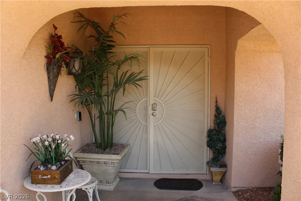 824 Red Hollow, North Las Vegas, NV 89031