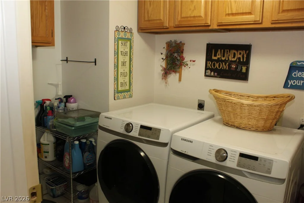 824 Red Hollow, North Las Vegas, NV 89031