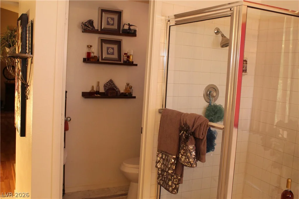 824 Red Hollow, North Las Vegas, NV 89031