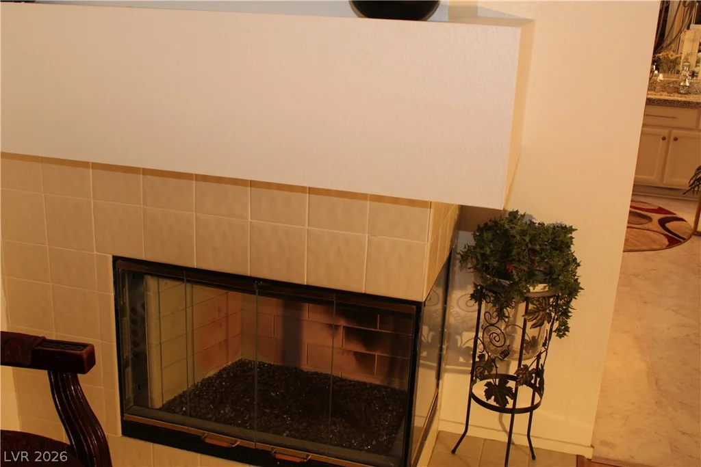 824 Red Hollow, North Las Vegas, NV 89031