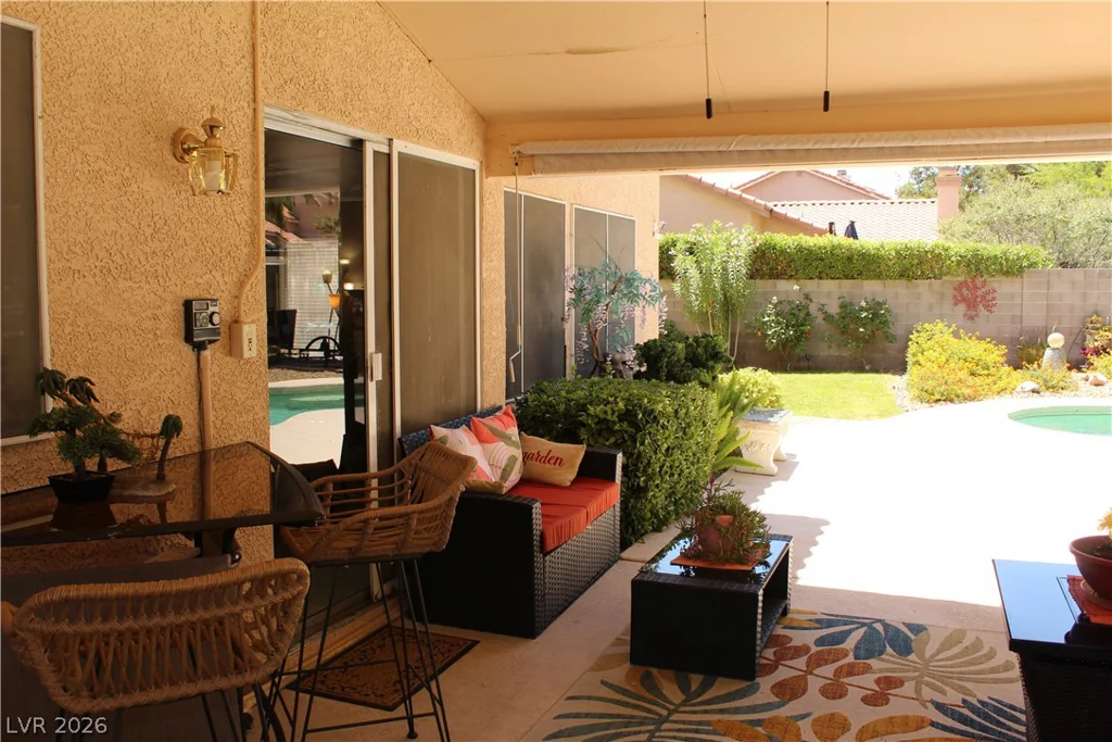 824 Red Hollow, North Las Vegas, NV 89031