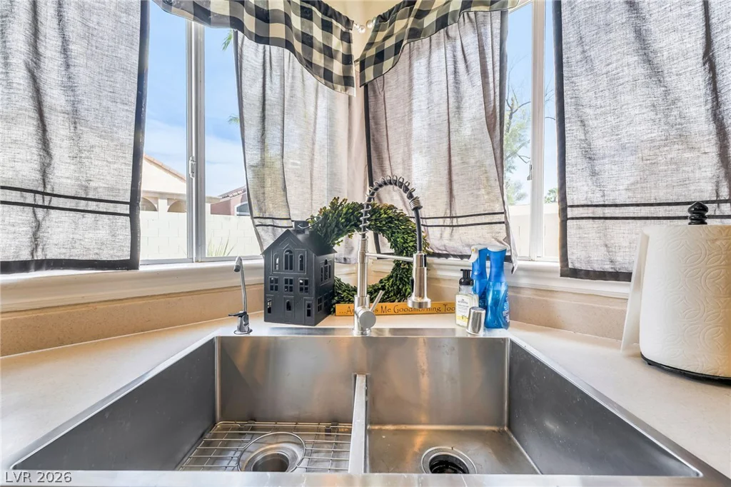 9468 Coral Shine, Las Vegas, NV 89123