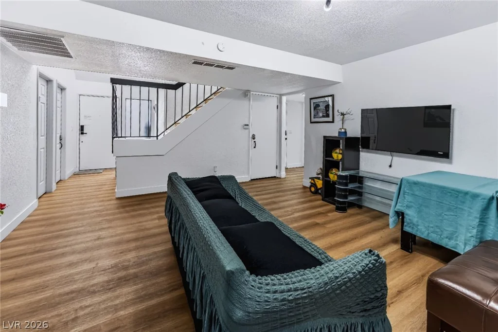 7187 Enterprise, Las Vegas, NV 89147