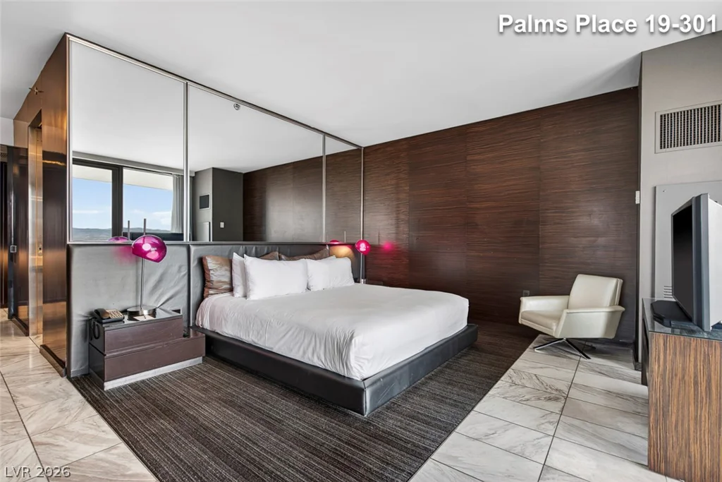 4381 Flamingo, Las Vegas, NV 89103