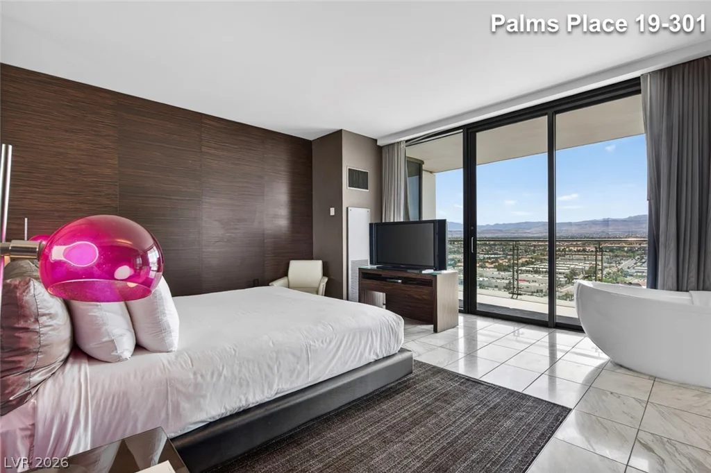 4381 Flamingo, Las Vegas, NV 89103