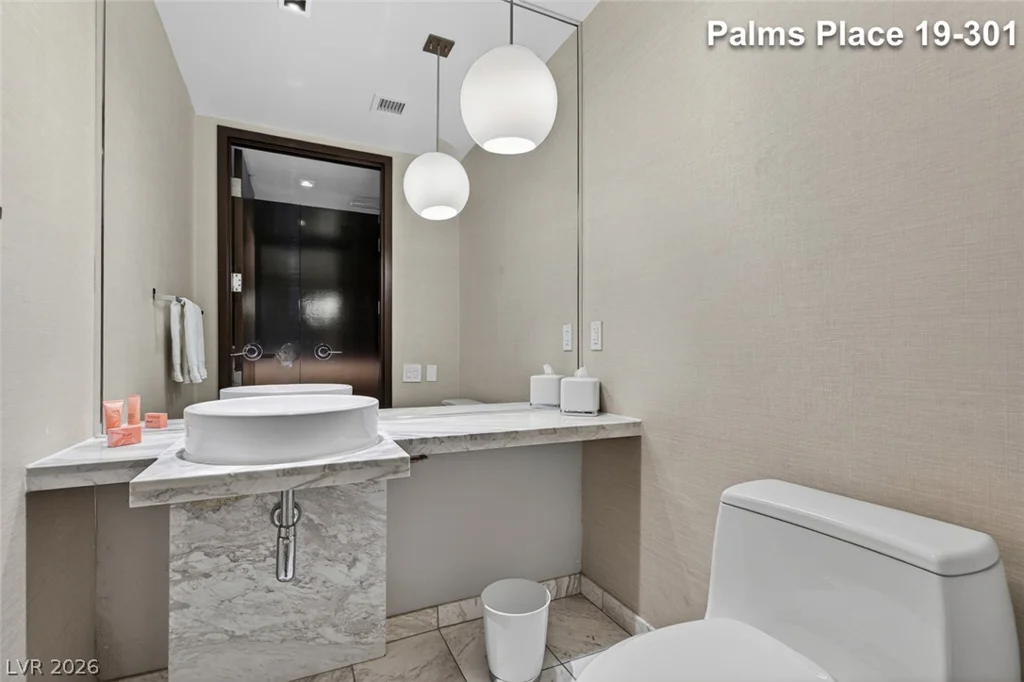 4381 Flamingo, Las Vegas, NV 89103