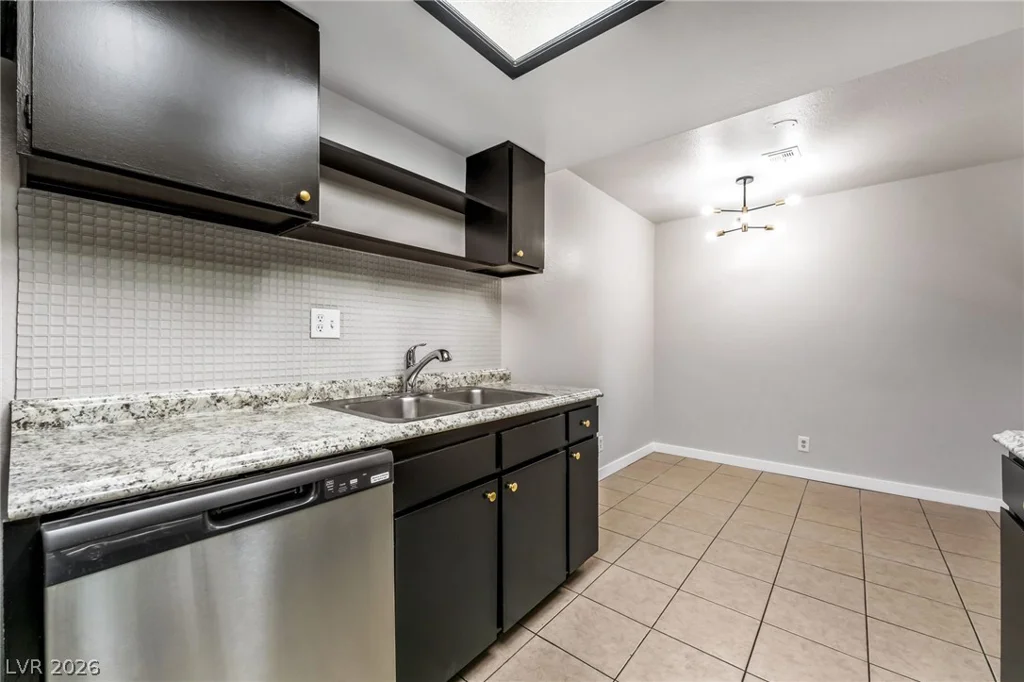 5264 Child, Las Vegas, NV 89103