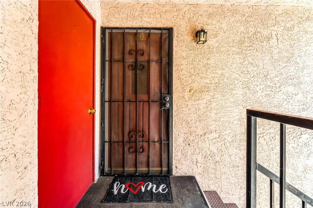 5264 Child, Las Vegas, NV 89103
