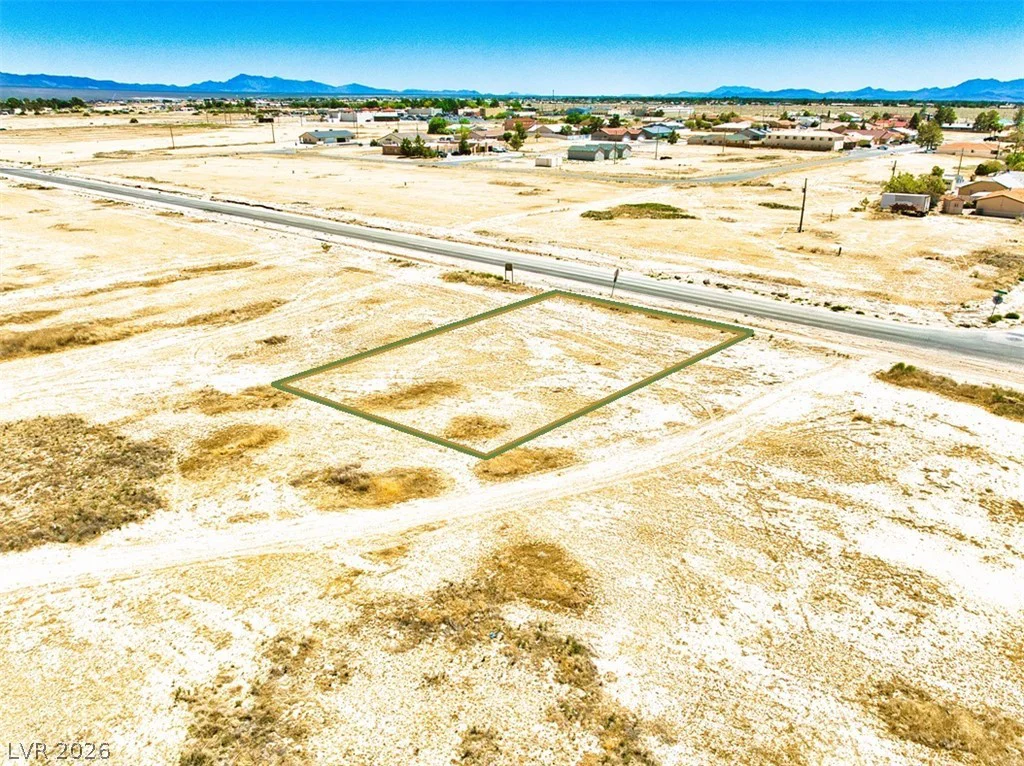 1000 Honeysuckle, Pahrump, NV 89048