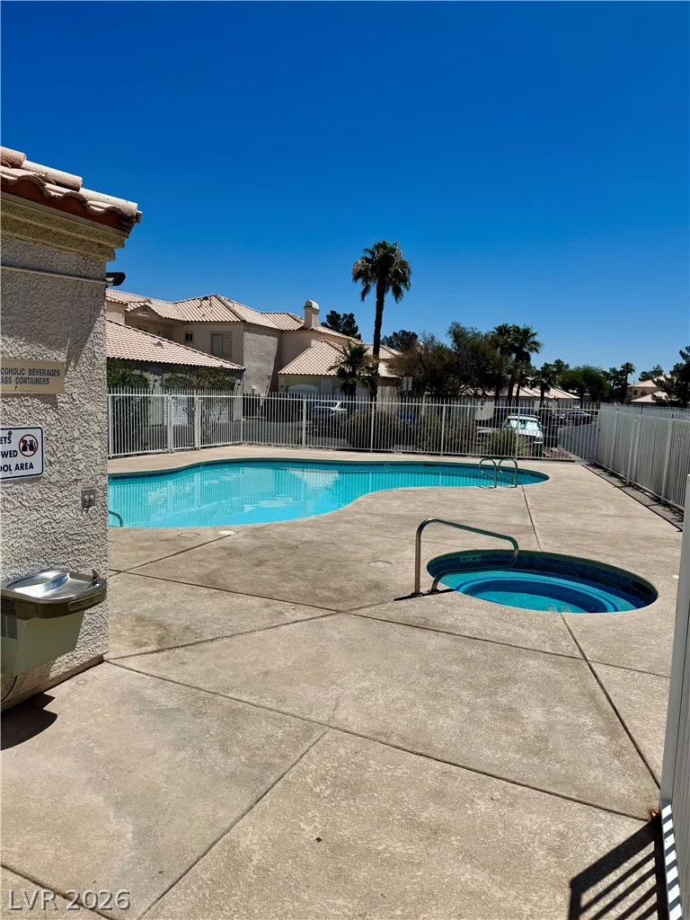 1900 Torrey Pines, Las Vegas, NV 89108