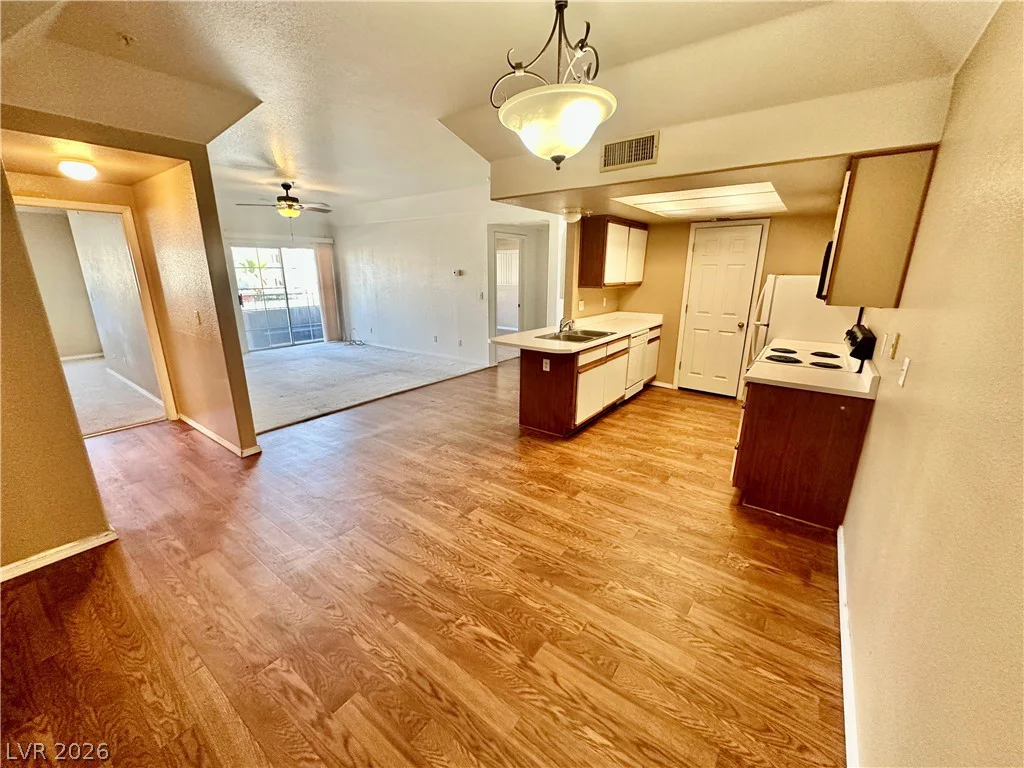 3550 Bay Sands, Laughlin, NV 89029