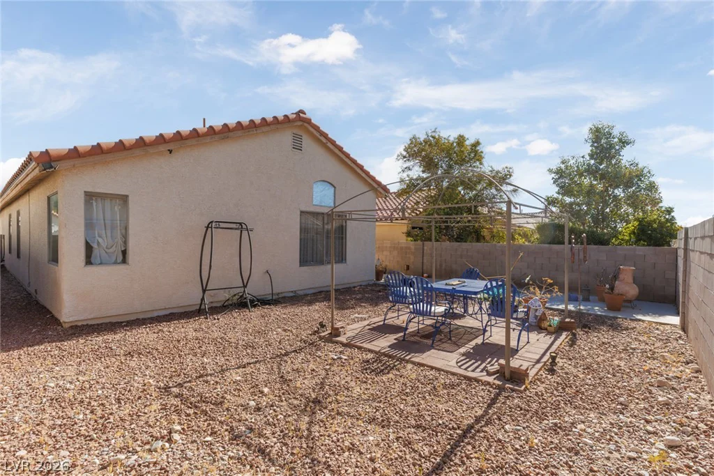 9311 Sailing Water, Las Vegas, NV 89147