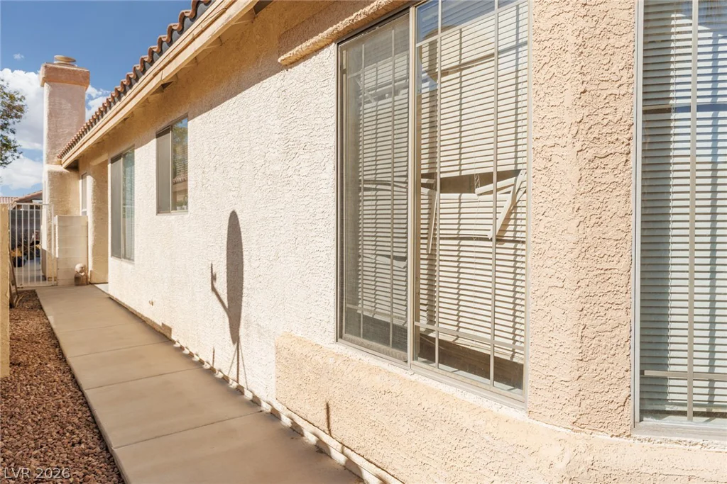 9311 Sailing Water, Las Vegas, NV 89147