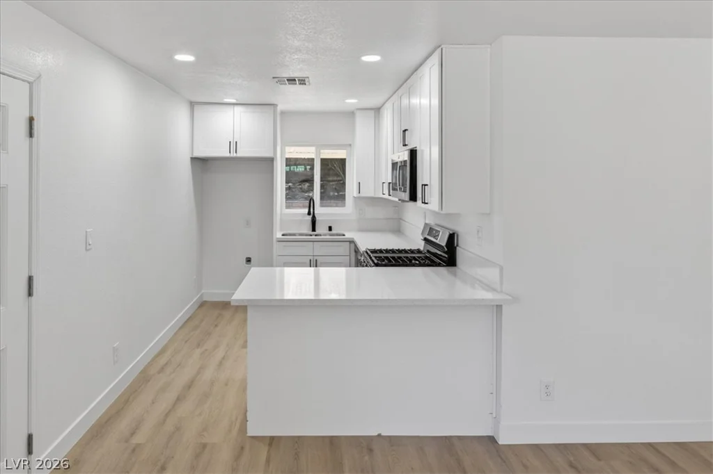 1728 Duarte, Henderson, NV 89014