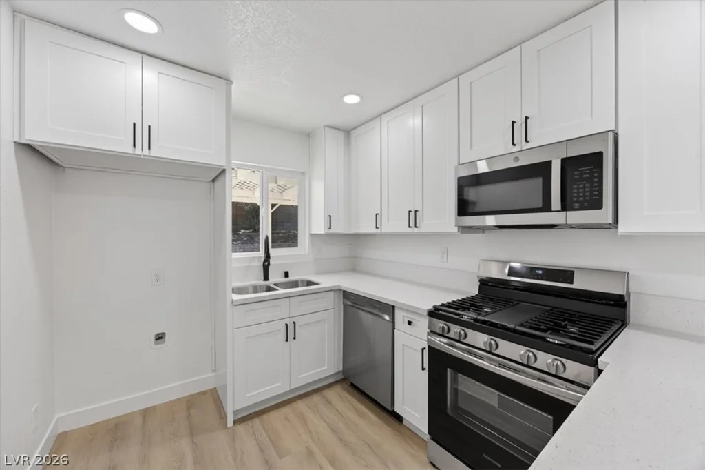 1728 Duarte, Henderson, NV 89014
