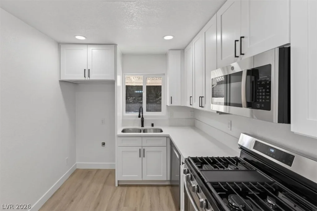 1728 Duarte, Henderson, NV 89014