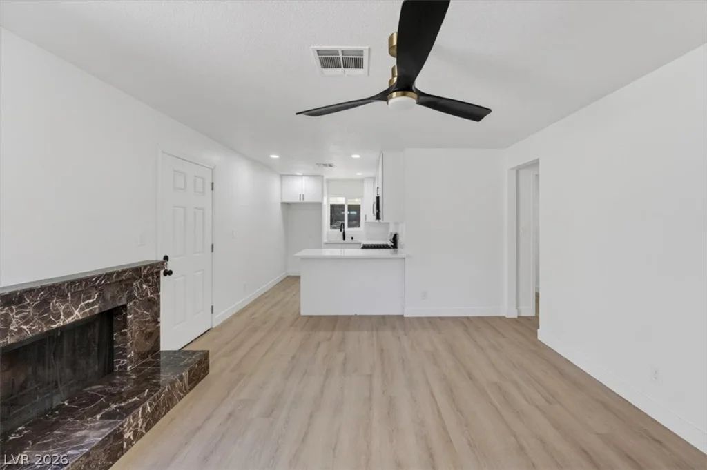 1728 Duarte, Henderson, NV 89014