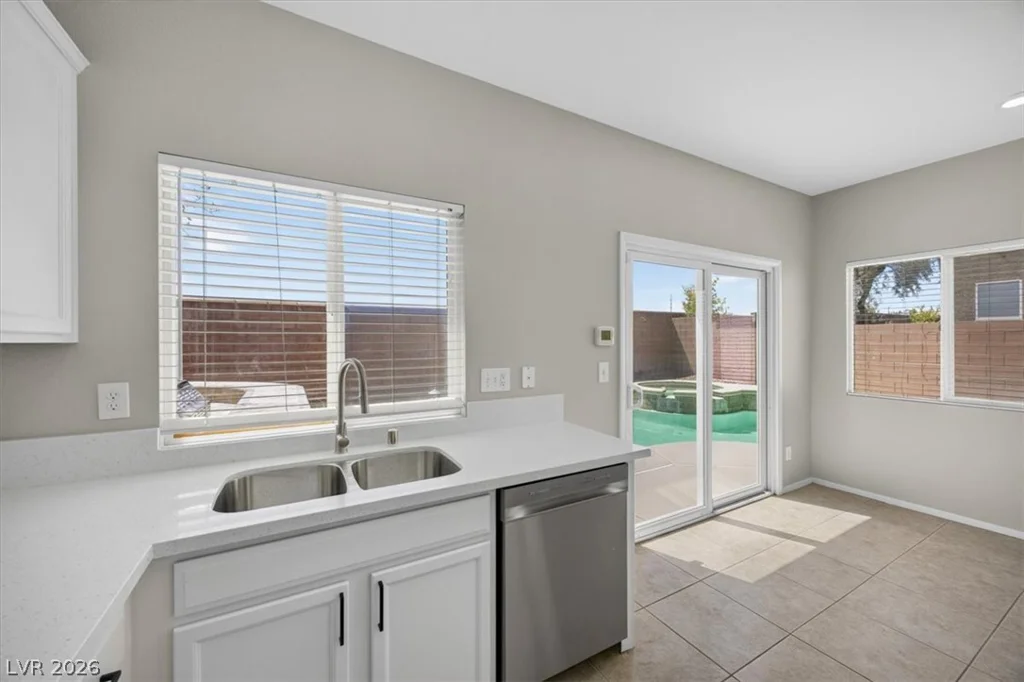 10191 Deep Glen, Las Vegas, NV 89178