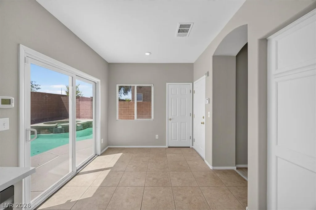 10191 Deep Glen, Las Vegas, NV 89178