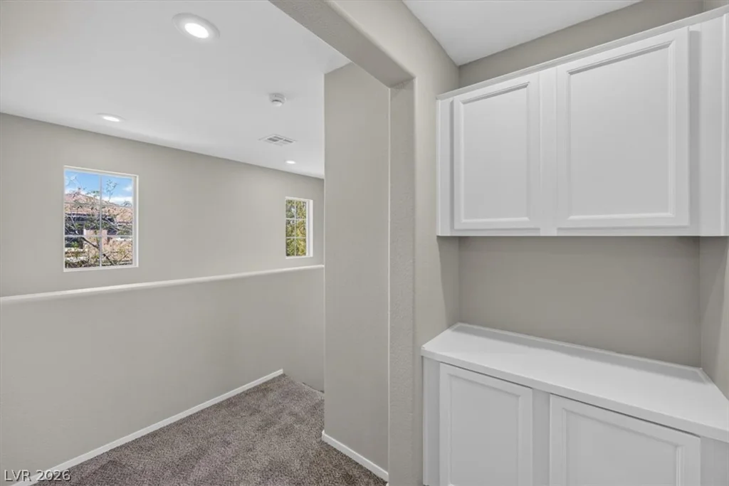 10191 Deep Glen, Las Vegas, NV 89178