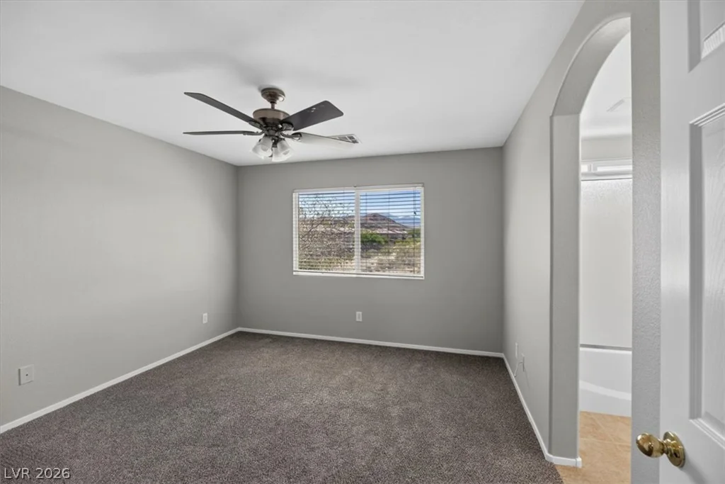 10191 Deep Glen, Las Vegas, NV 89178