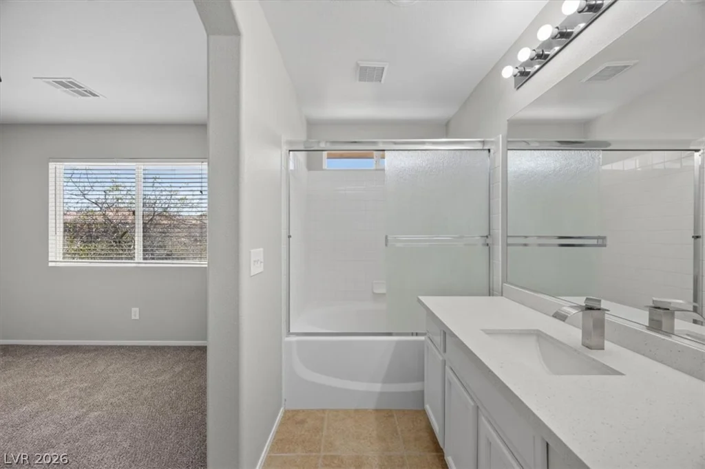 10191 Deep Glen, Las Vegas, NV 89178