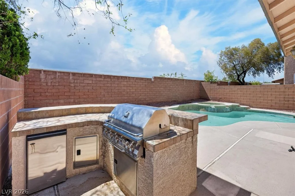 10191 Deep Glen, Las Vegas, NV 89178