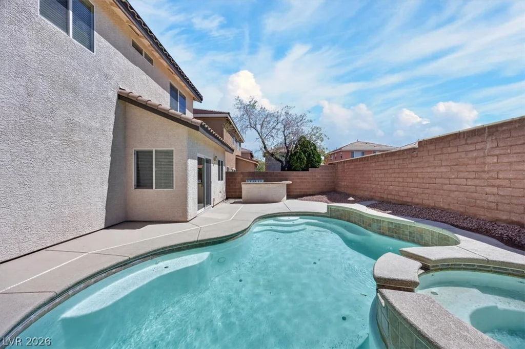 10191 Deep Glen, Las Vegas, NV 89178