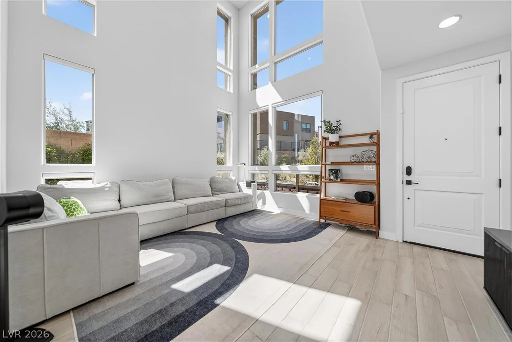1782 Sparrow Song, Las Vegas, NV 89138