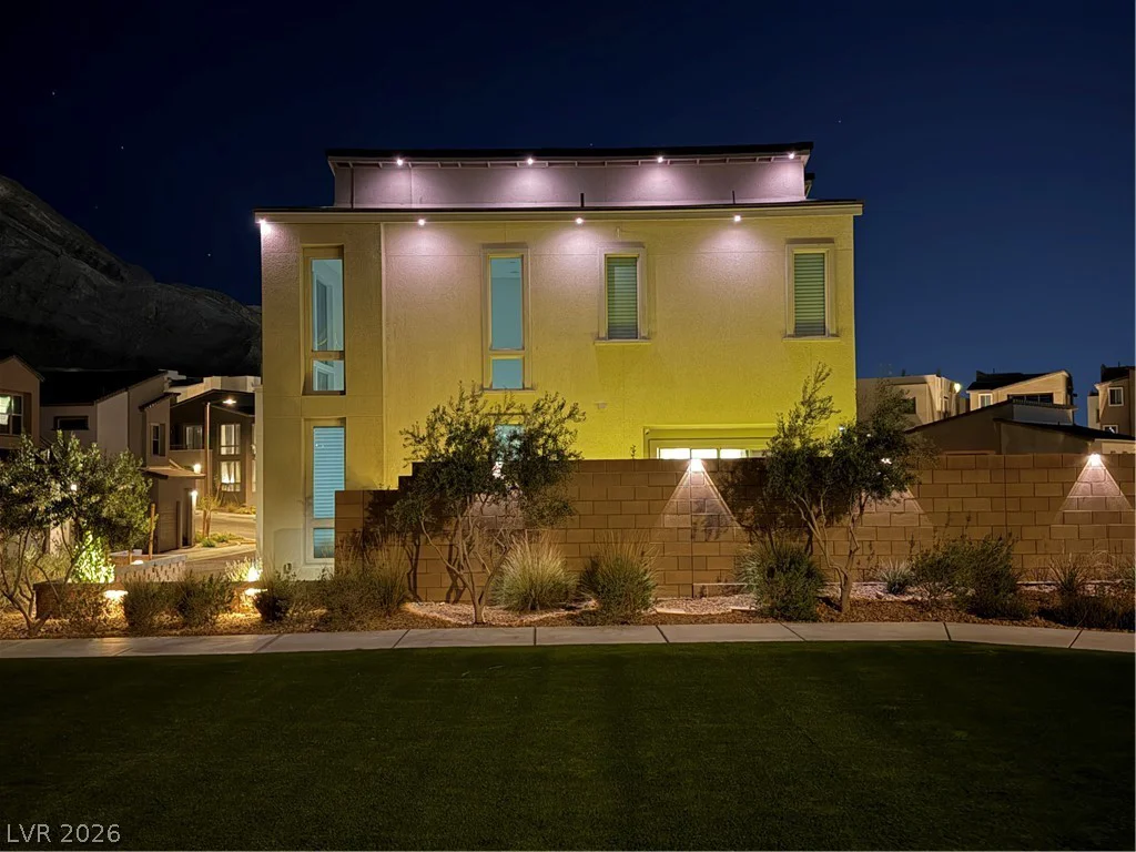 1782 Sparrow Song, Las Vegas, NV 89138