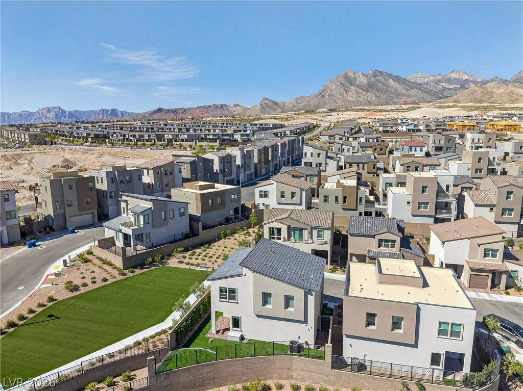 1782 Sparrow Song, Las Vegas, NV 89138