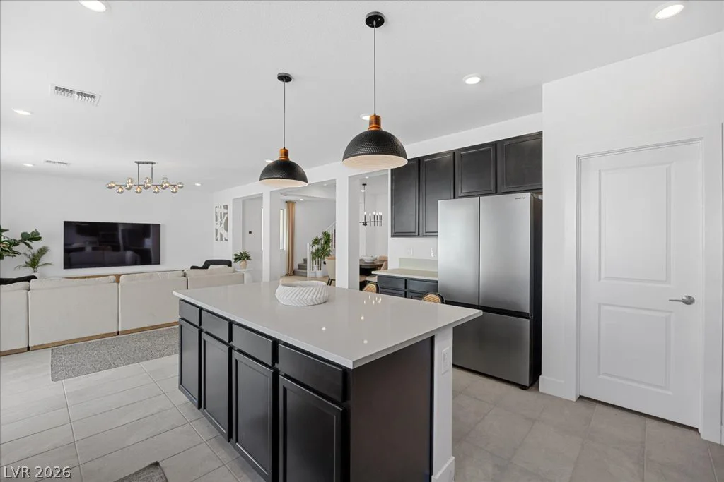 10232 Eden Mountain, Las Vegas, NV 89141